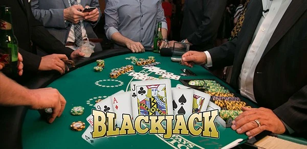 Blackjack: How to Beat the Dealer and Strategies to Win